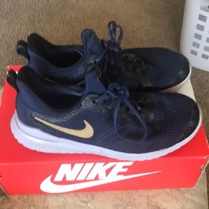 Women’s Nike Rival Navy shoes